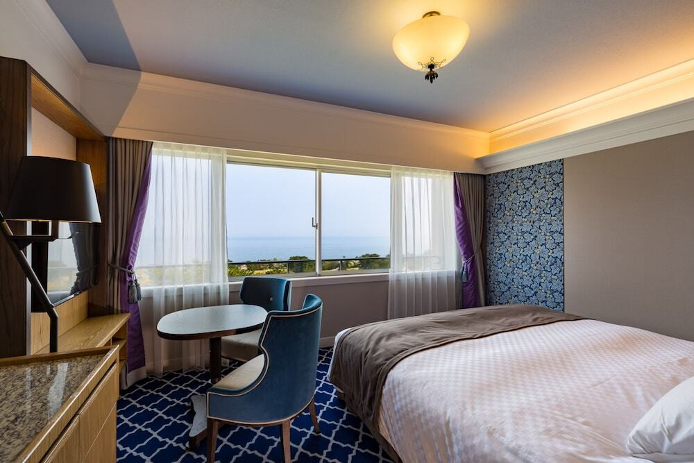 インフィニティ温泉にエステ、大人女子の気分もあがるクラシックホテル3957325