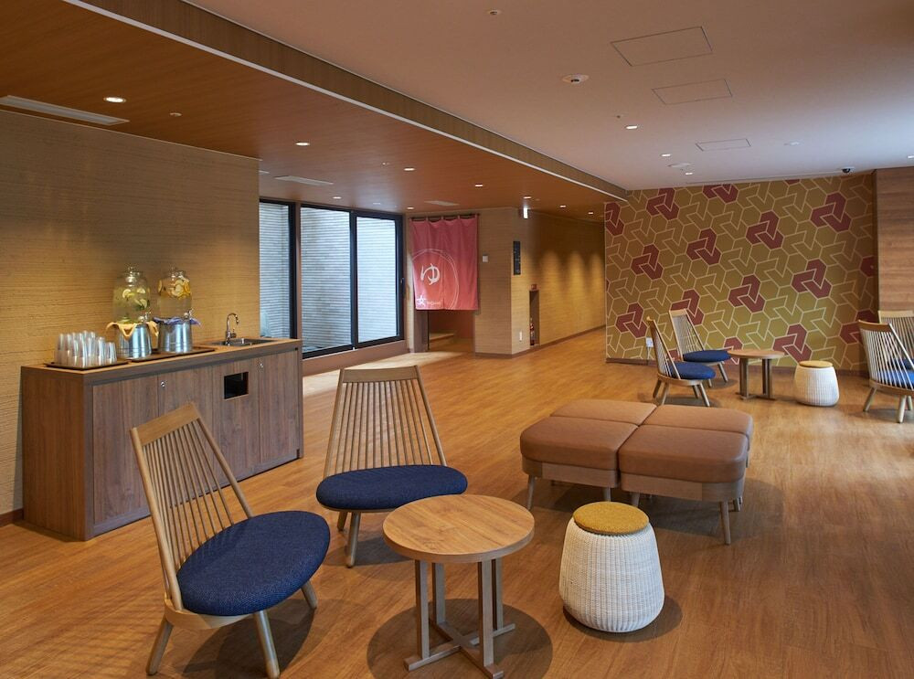 ロビーラウンジ