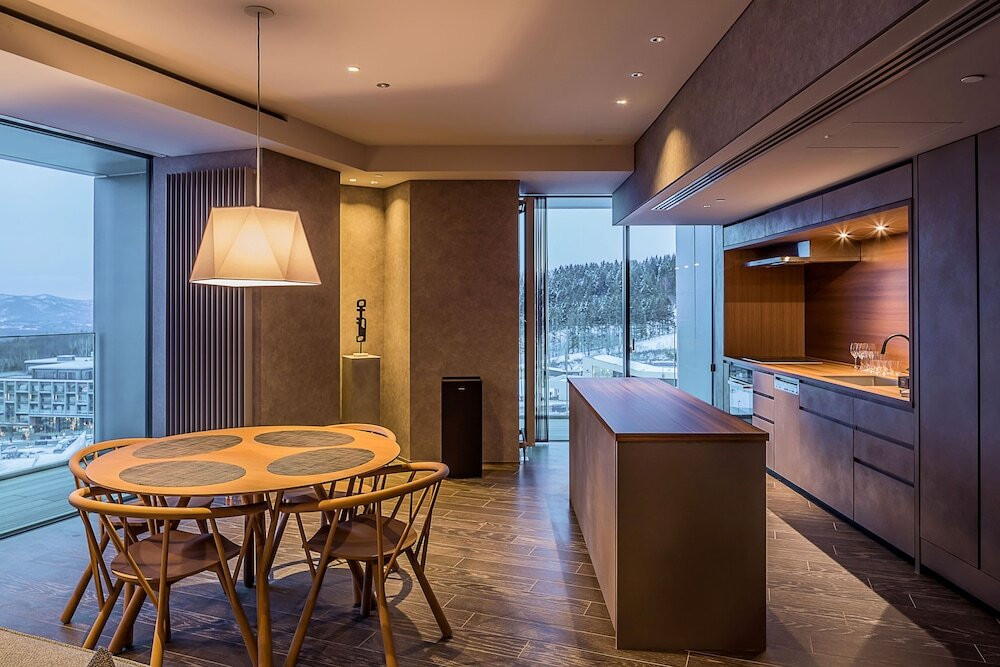 キングスイート プレミア ダイニング