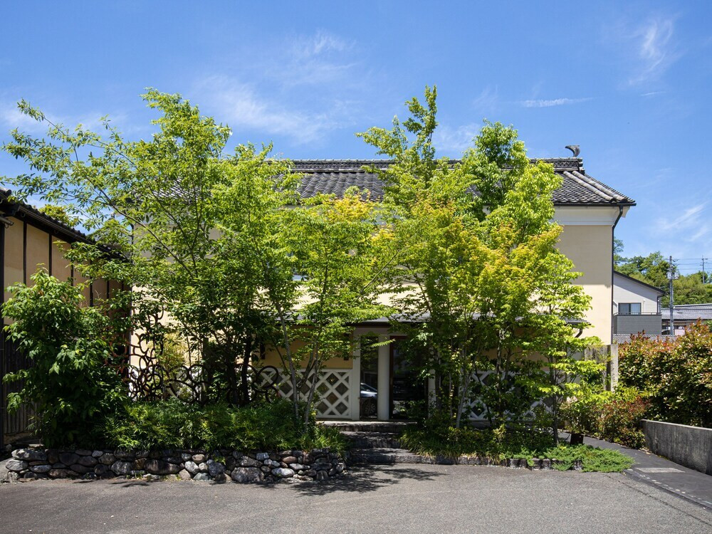 4. 気軽に泊まれる！土蔵を改築したメゾネット「くら」3694209