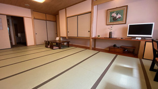 エコノミー 4 人部屋