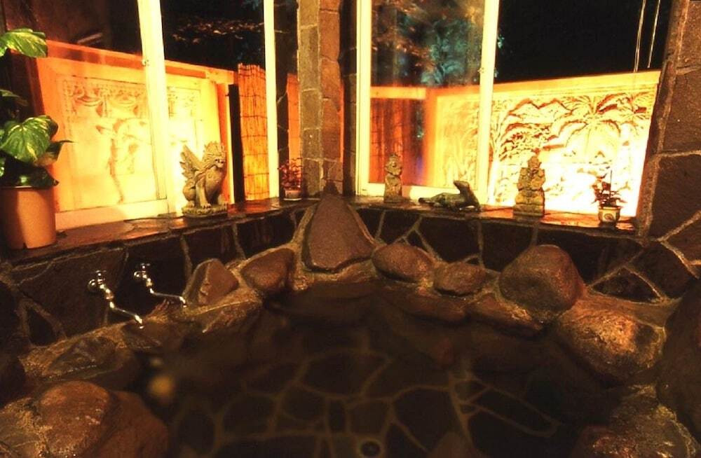 屋内 / 屋外プール