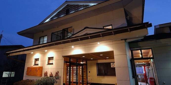 奥入瀬渓流温泉 野の花 焼山荘（青森県 旅館） / 1