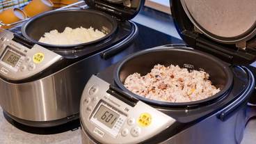 朝食スペース / 9