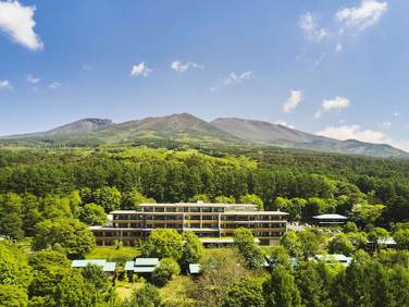 The HIRAMATSU Karuizawa Miyota (Nagano Resort Hotel) / 1