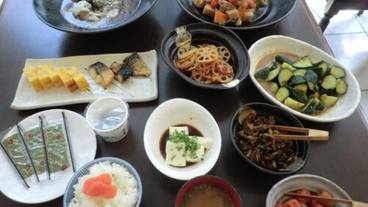 食事・飲み物 / 1