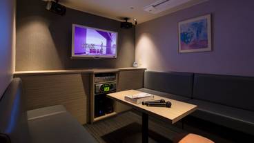 カラオケルーム / 10