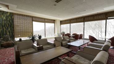 ロビーラウンジ / 4