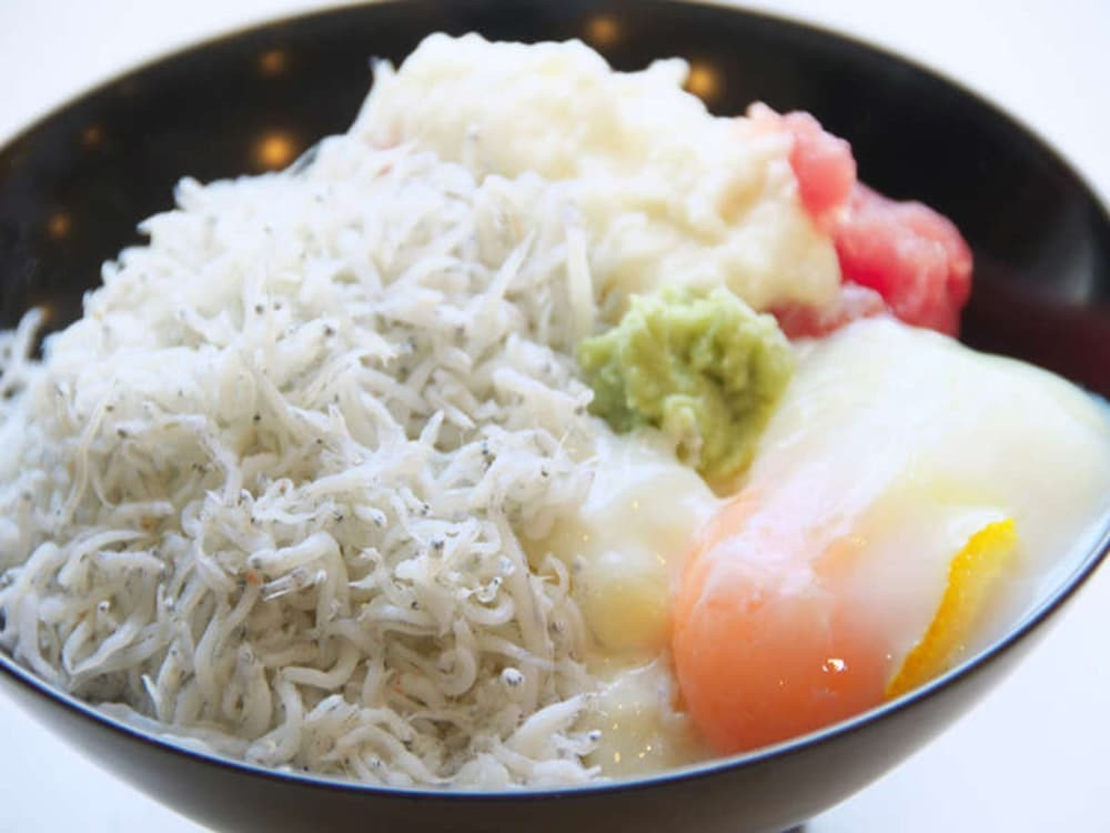 朝食 ちりめんじゃこ丼一例