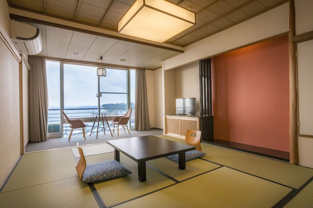 すべてのお部屋から富山湾が見えるお宿3529426
