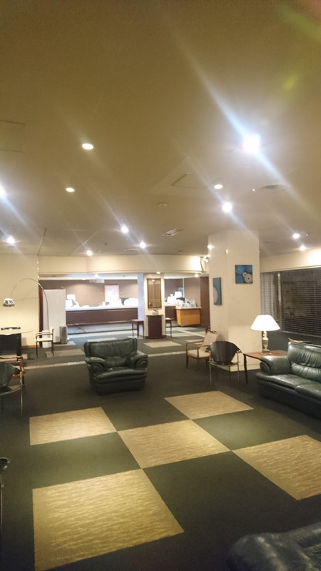 フロント前ロビーはゆっくりしている