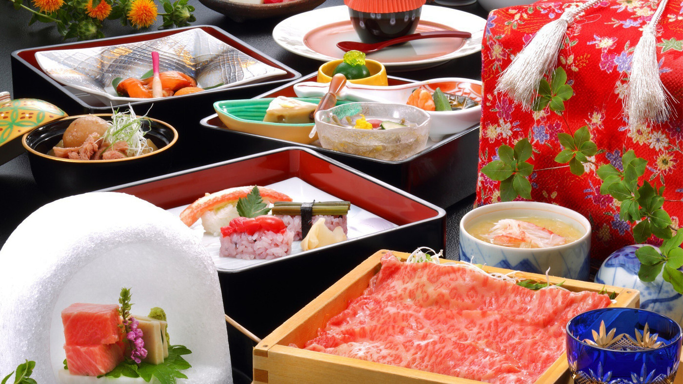 雄大な蔵王連峰や夜景が楽しめる展望大浴場4251569