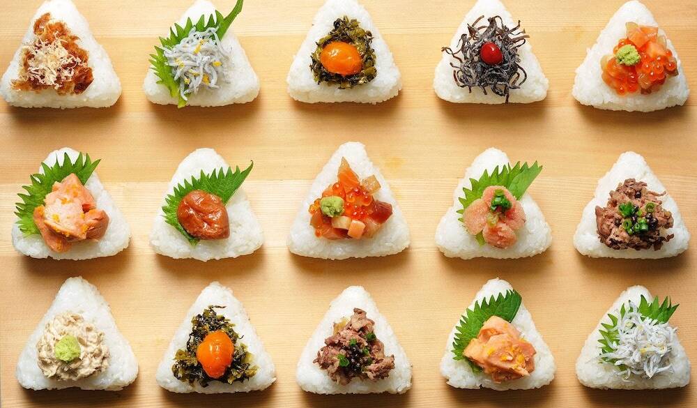 おにぎりはお好みで2つチョイス / 1