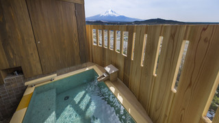 燦里 Comfort 洋室 富士山側 [山梨ワインラウンジ利用可能]