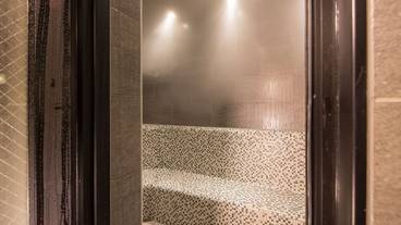 女性浴場 スチームサウナ / 3