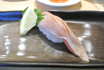 「回転寿司函館まるかつ水産 本店」料理 1001896 