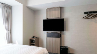 スタンダード ルーム クイーンベッド 1 台 禁煙