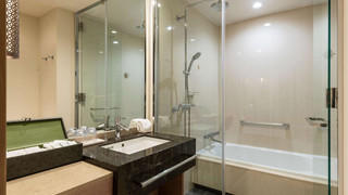 スーペリアクイーン (禁煙)