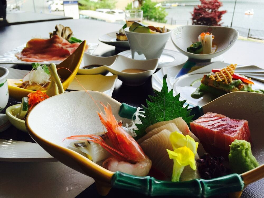 夕食 和会席料理一例①