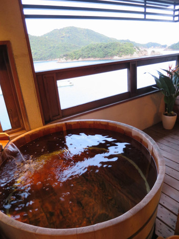 露天風呂付き客室から静かに瀬戸の風景を臨む3348313