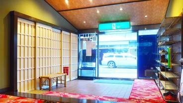 内部エントランス / 2