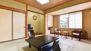 和室 スーペリアルーム 共用バスルーム