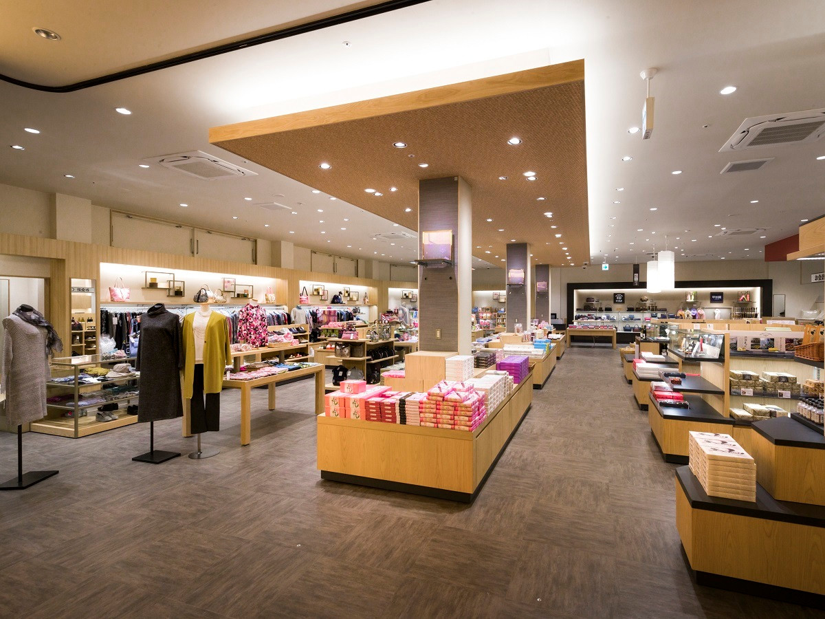 買い忘れたお土産はありませんか?3725615