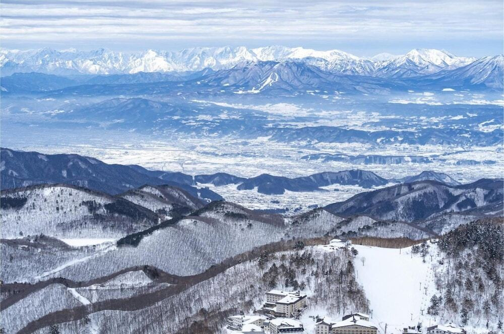 スノー スポーツとスキー