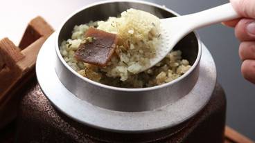 食事・飲み物 / 1