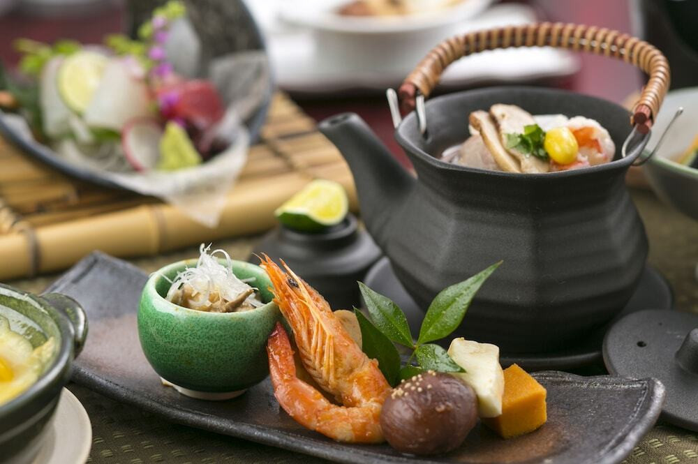 熱海温泉 ホテル貫一(アタミオンセン ホテルカンイチ) / 2