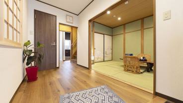 内部エントランス / 3