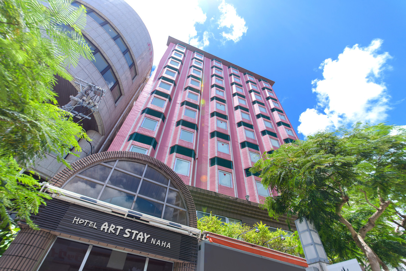 アートなかに身を委ね、非日常を満喫できるホテル3531828