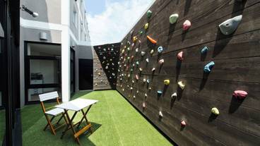 スポーツ設備 / 1