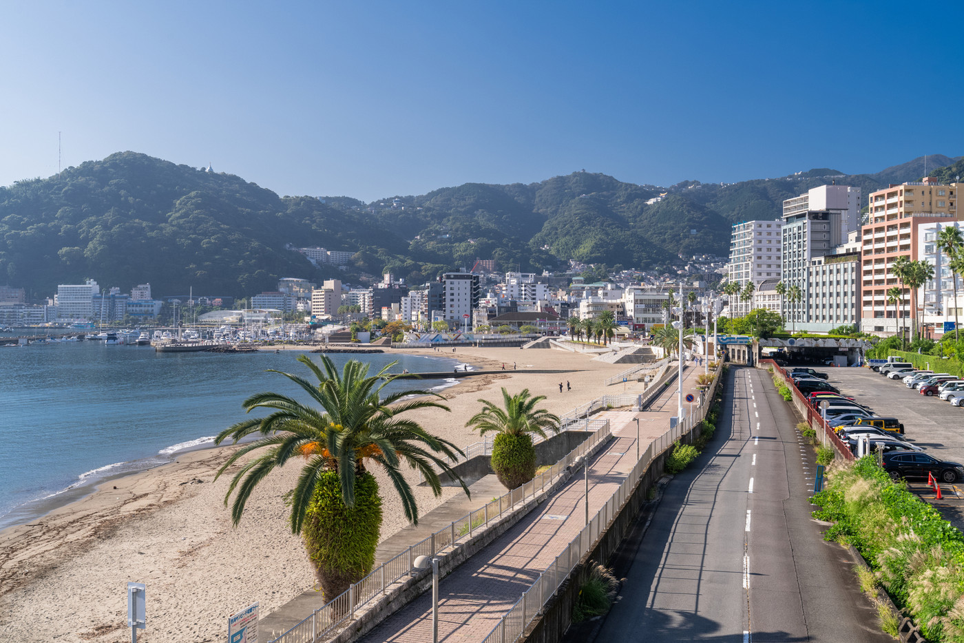 《静岡県》熱海サンビーチ・リゾート地の風景