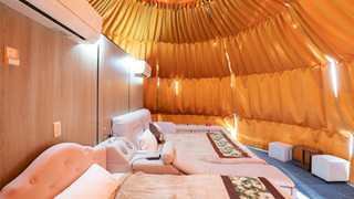 ヴィレッジドーム キング[1ベッド]+セミダブル[1ベッド]