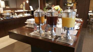 食事・飲み物 / 1