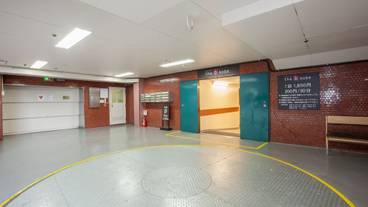 施設内の設備 / 1