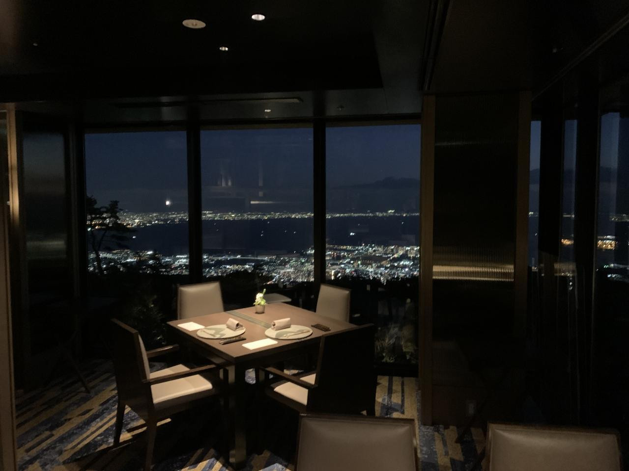 六甲の夜景を見わたす特等席でディナーを3228419