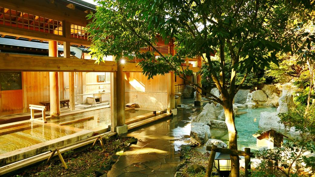 大浴場：岩露天風呂 / 1