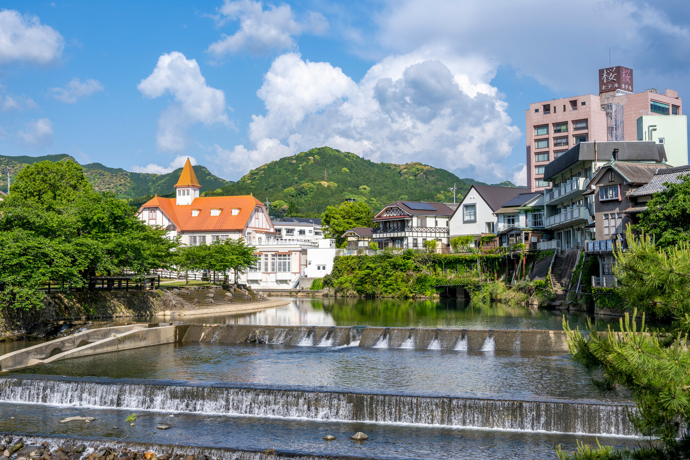 佐賀県　嬉野市｜嬉野温泉の町並み