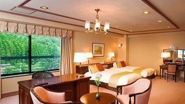 ロイヤルスイート / 4