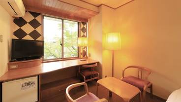 ツインのテーブルセット一例 / 7