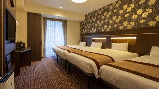 スーペリア ツインルーム 禁煙 (29㎡)(2-4名部屋、大人3-4名の場合ベッド追加)