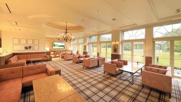 ロビーラウンジ / 3