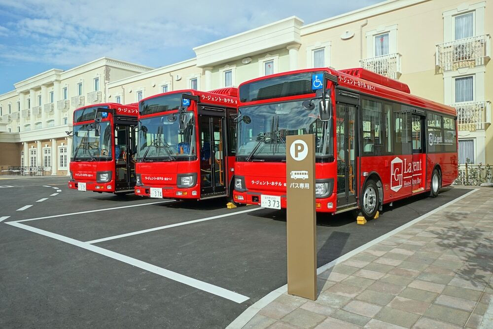 無料のシャトルバスでアクセス抜群3517690