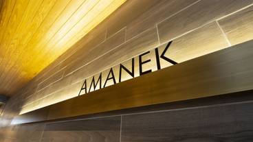 施設の入り口 / 18