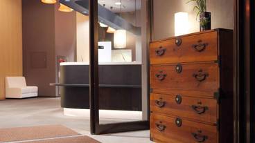 内部エントランス / 2