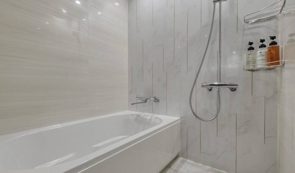 洗い場付きバスルーム一例 / 1