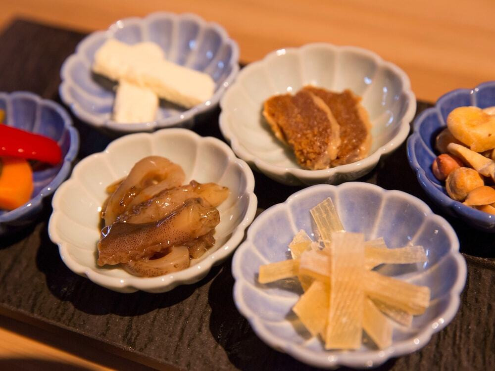 ラウンジ／日本酒バーおつまみ