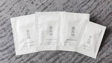 客室 / 9